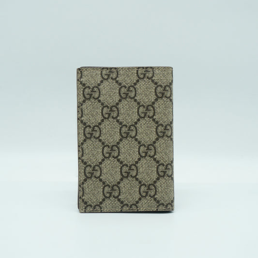 Gucci GG Supreme Bi-fold Flat Card holder
