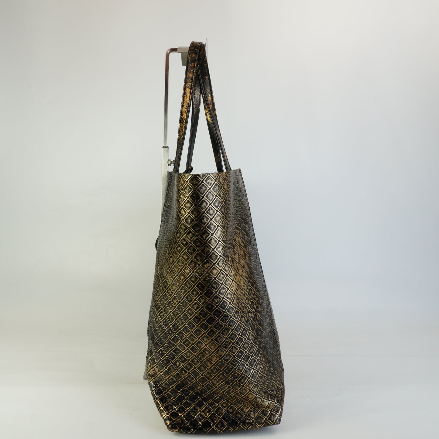 Bottega Veneta Intrecciomirage Leather Black/Gold Large