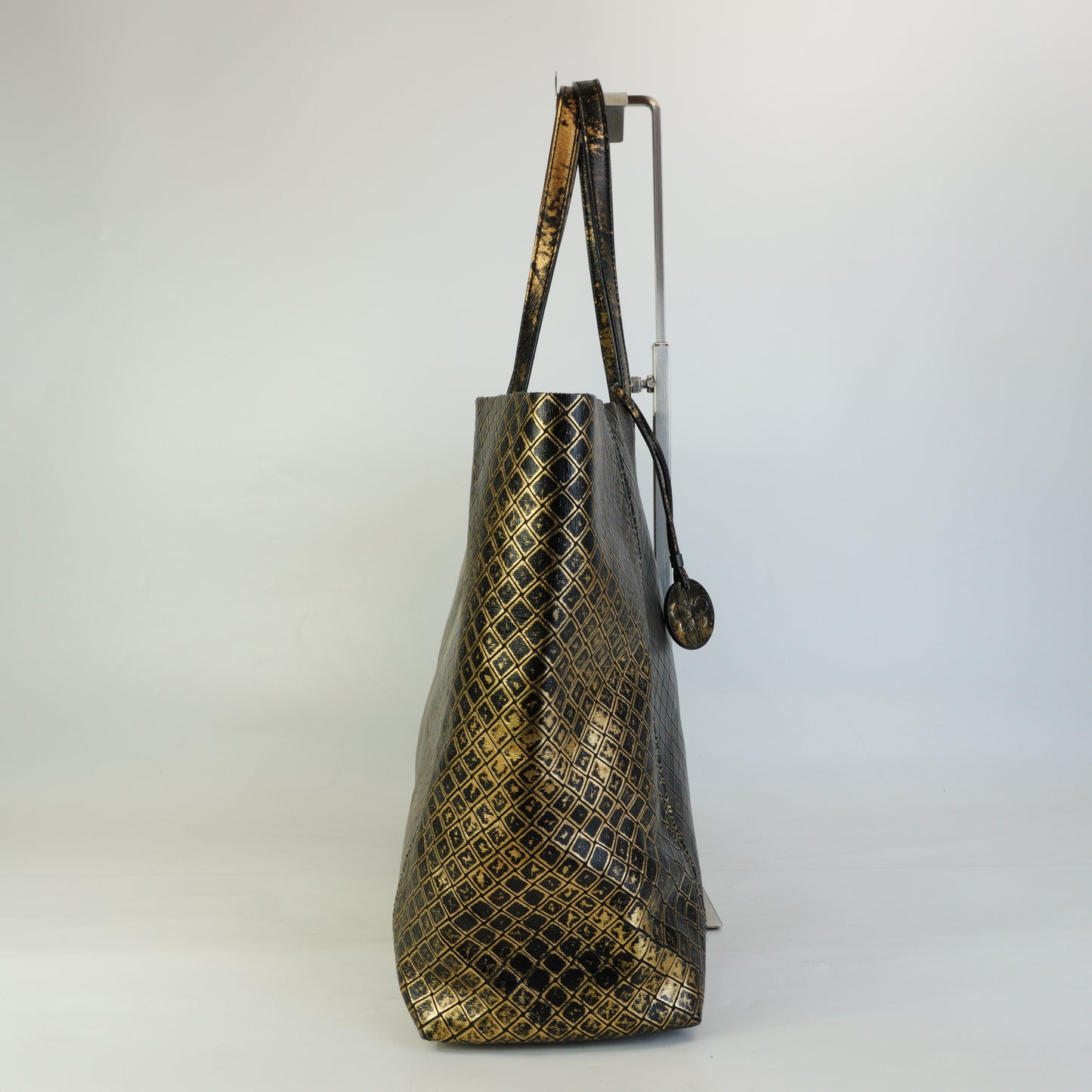 Bottega Veneta Intrecciomirage Leather Black/Gold Large