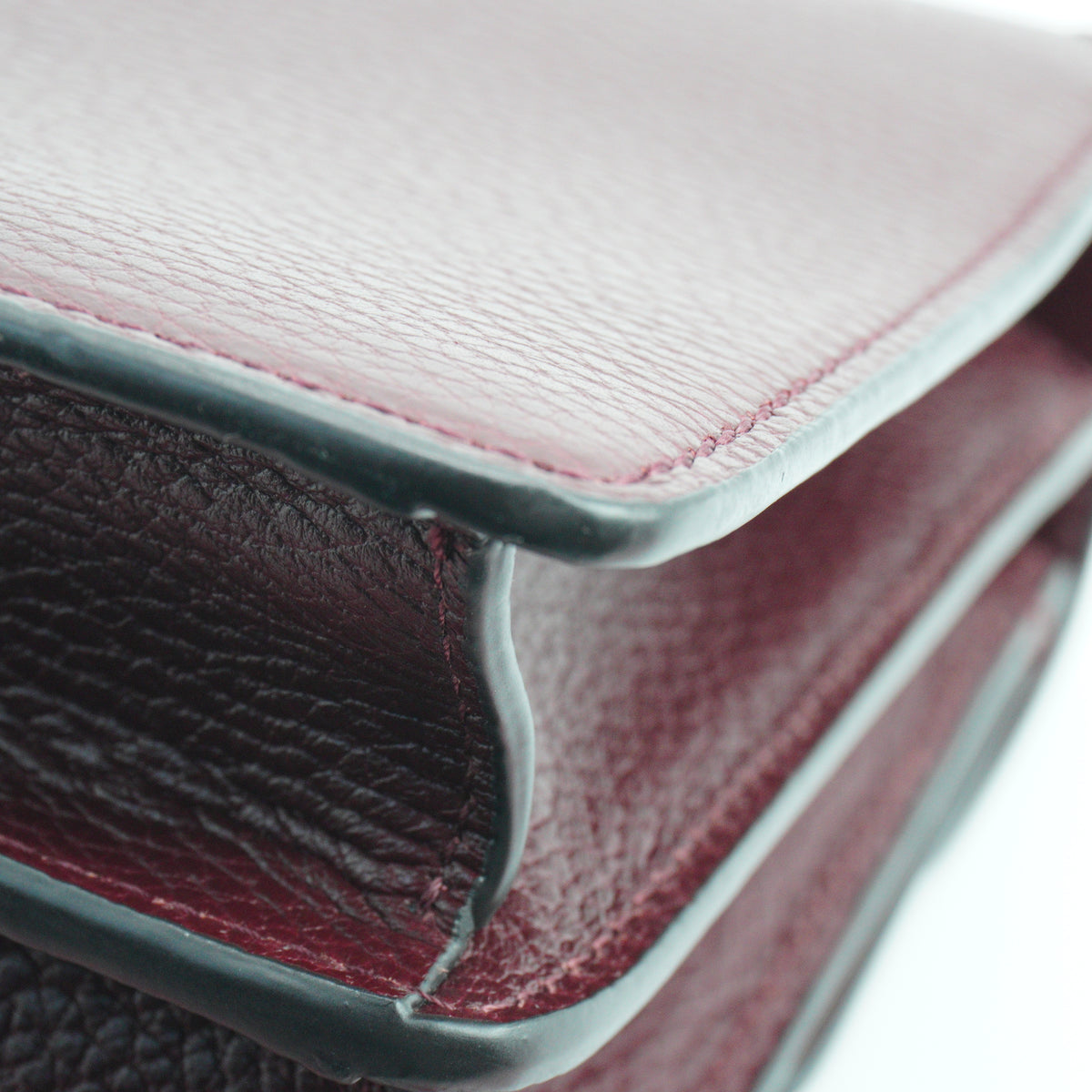 Gucci Dionysus Pebbled Calfskin Burgundy Medium SHW