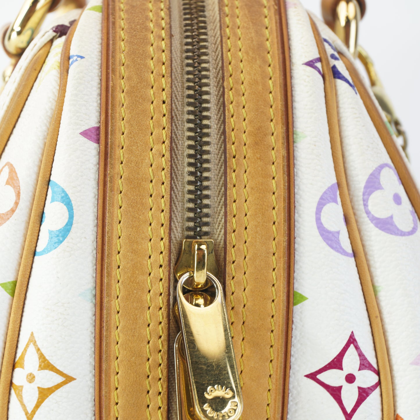 Louis Vuitton	Multicolor