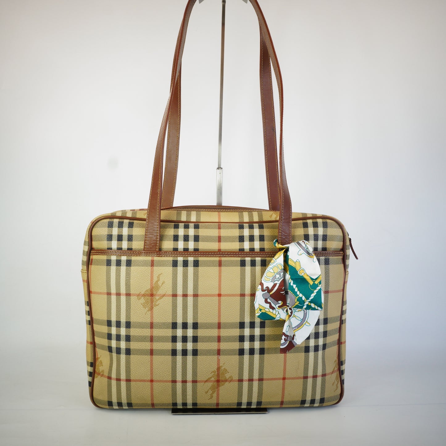 Burberry	Nova Check Shoulder Bag