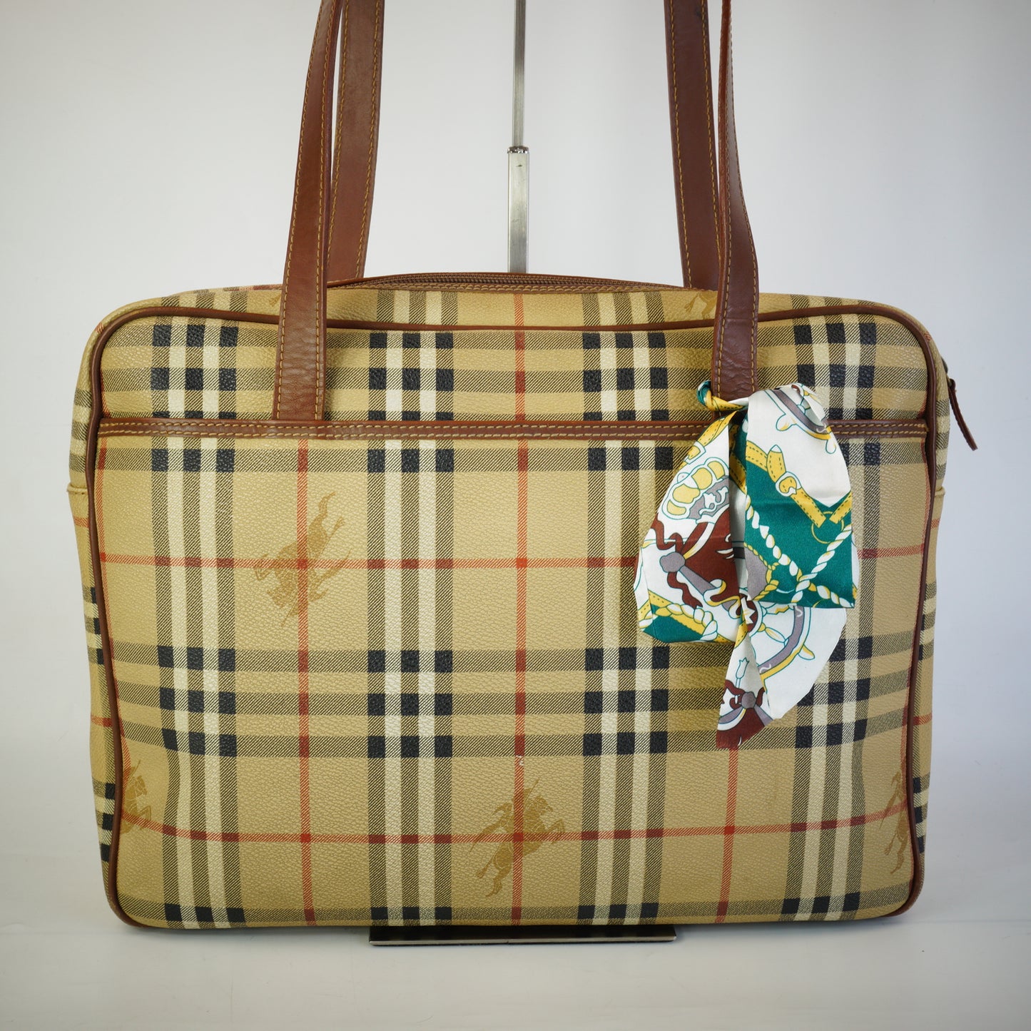 Burberry	Nova Check Shoulder Bag