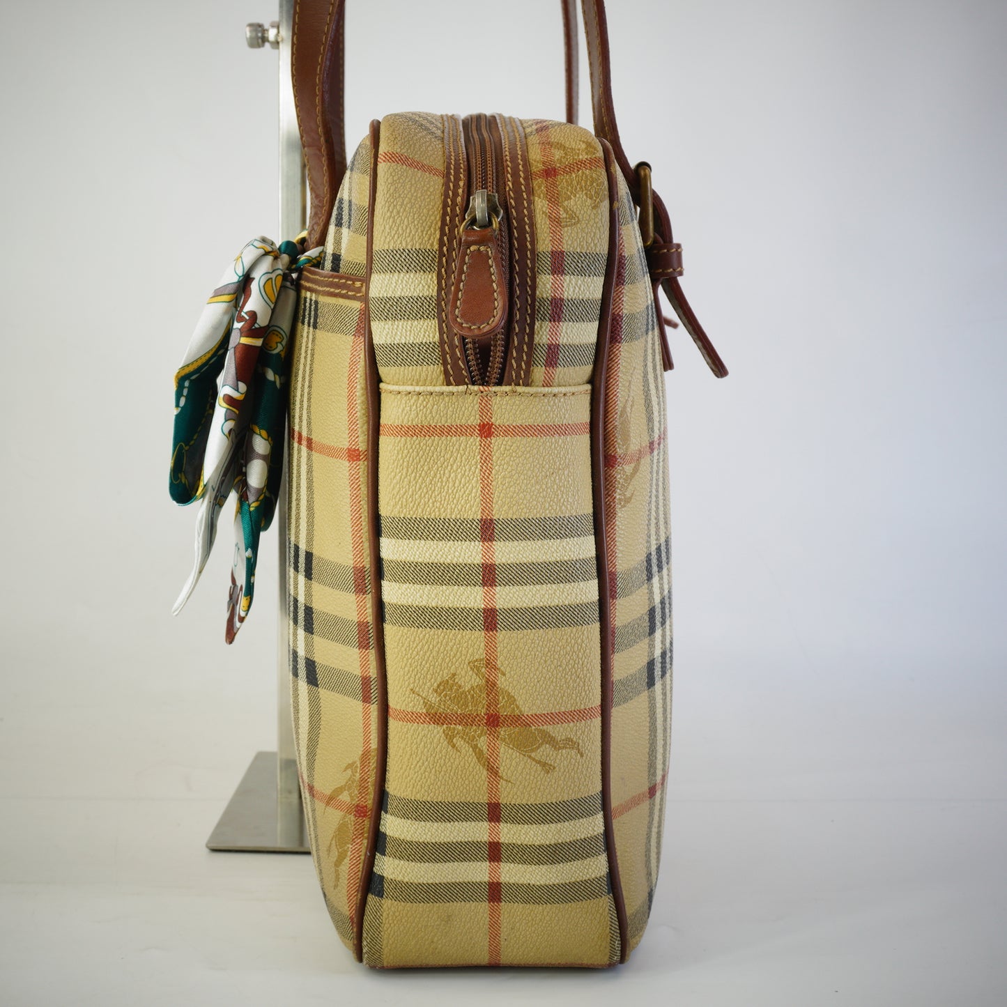 Burberry	Nova Check Shoulder Bag