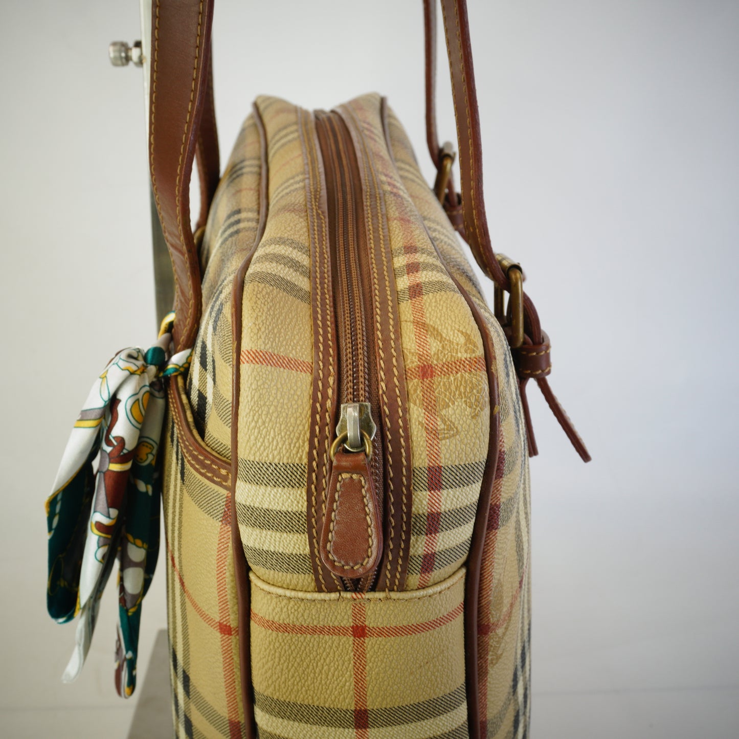 Burberry	Nova Check Shoulder Bag