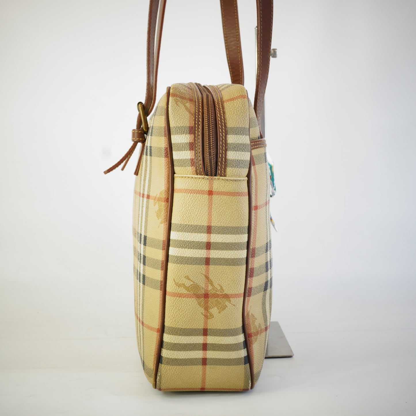 Burberry	Nova Check Shoulder Bag
