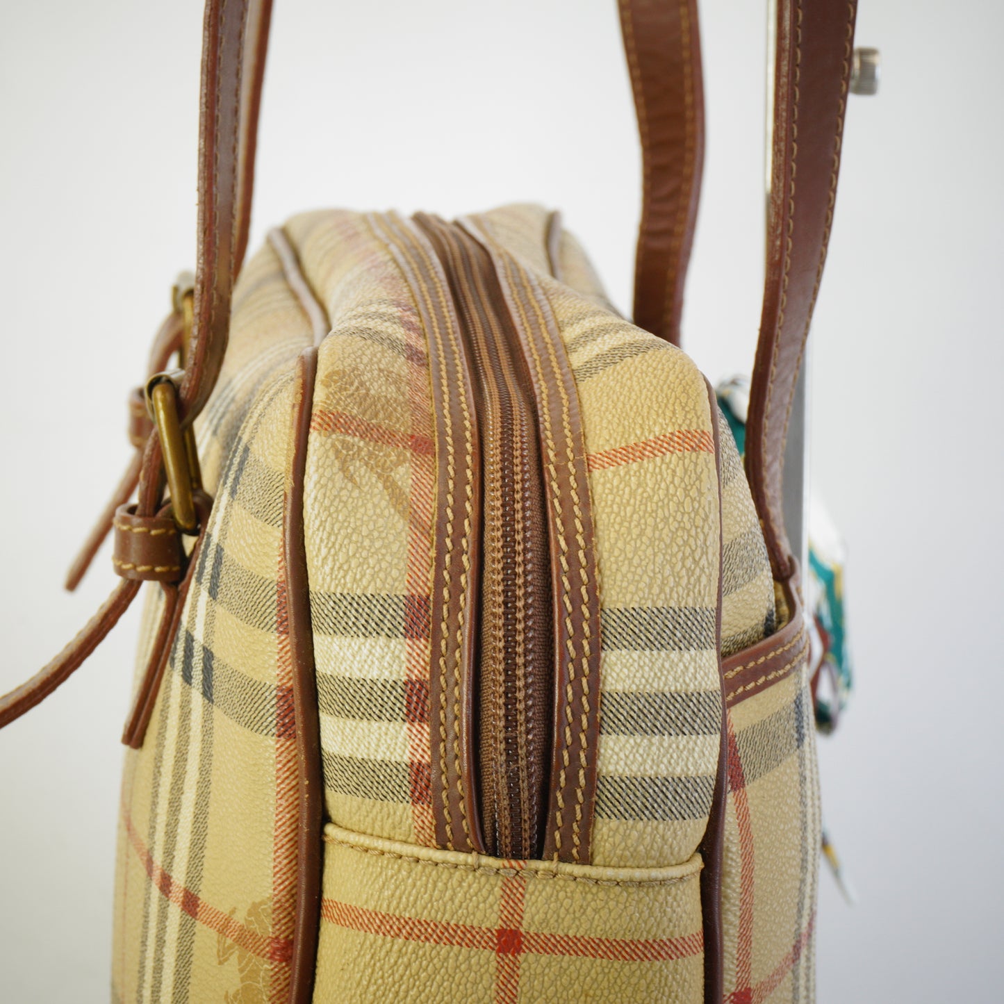 Burberry	Nova Check Shoulder Bag