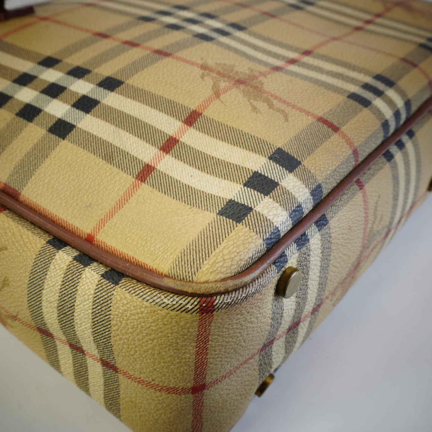 Burberry	Nova Check Shoulder Bag
