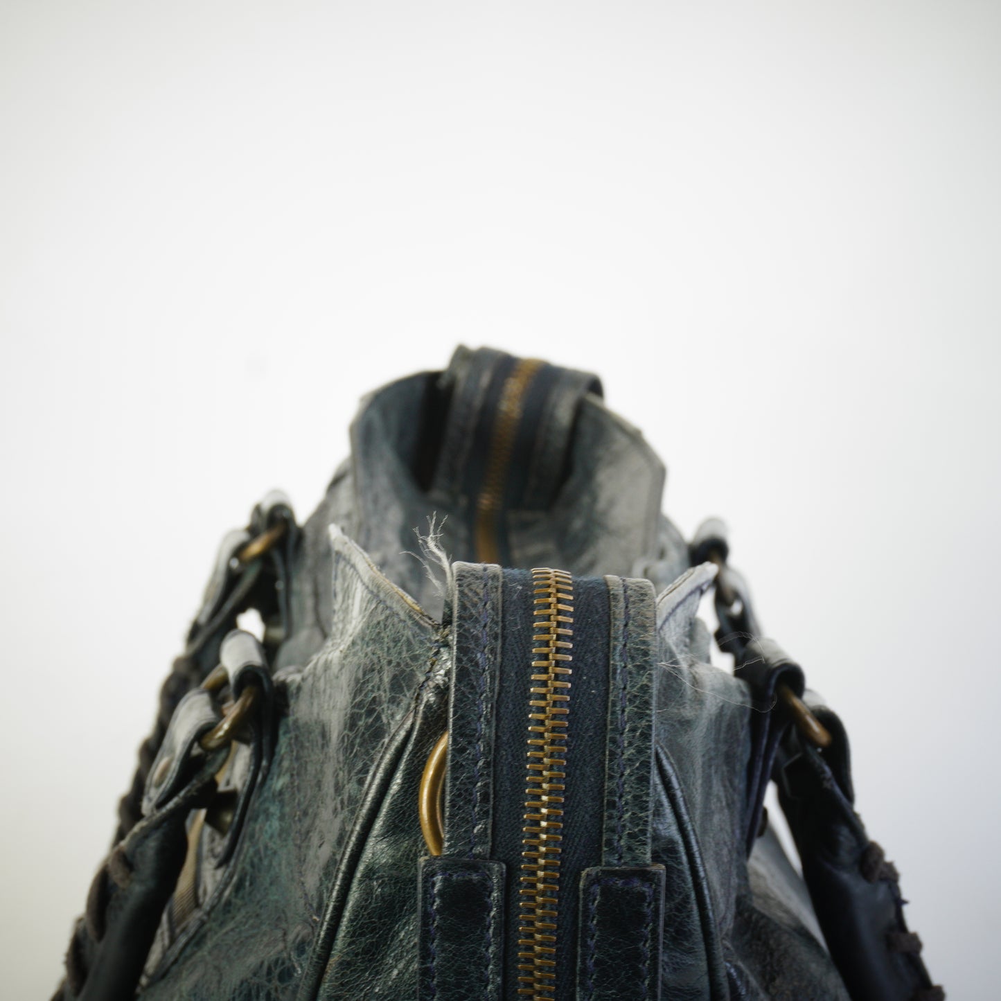 Balenciaga Classic City Bleu Mineral Medium CHW