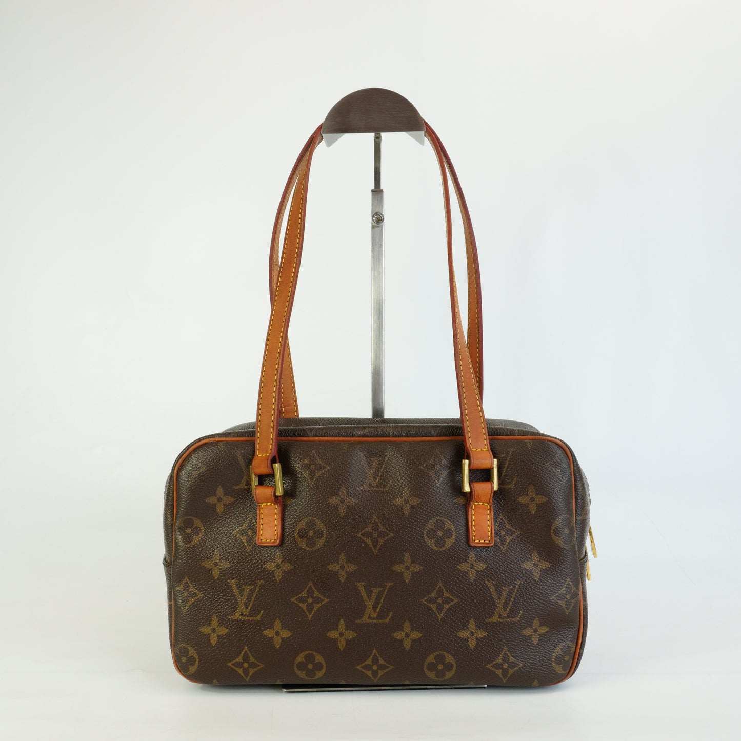 Louis Vuitton	Cite Monogram MM  GHW