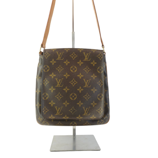 Louis Vuitton	Sling Bag Mono