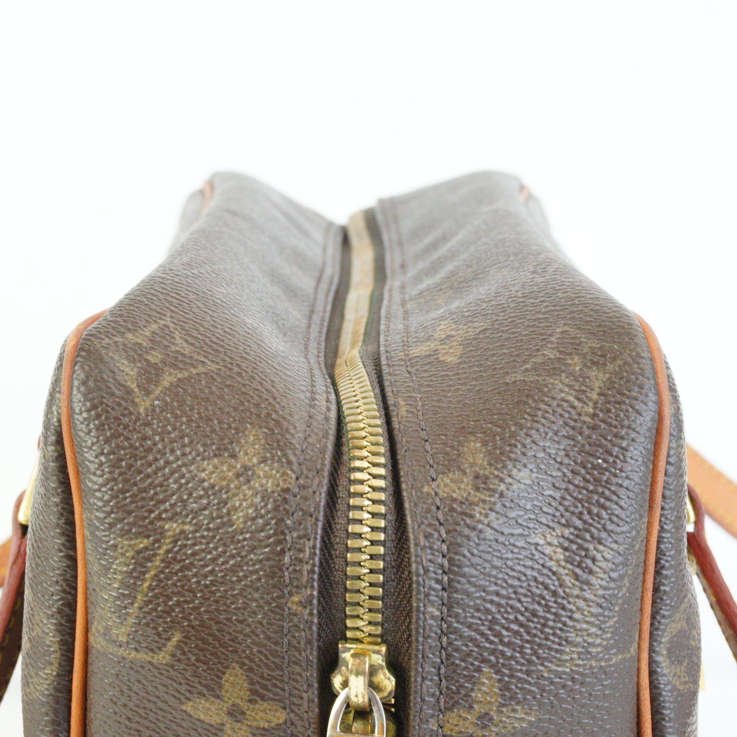 Louis Vuitton	Cite Monogram MM  GHW
