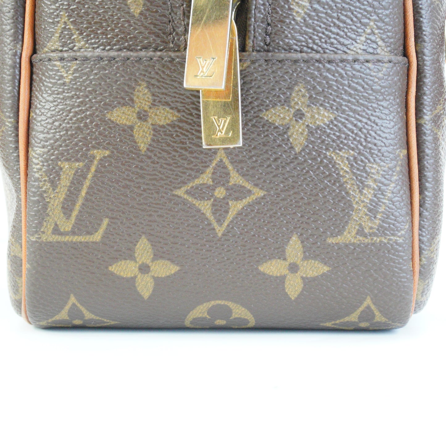 Louis Vuitton	Cite Monogram MM  GHW