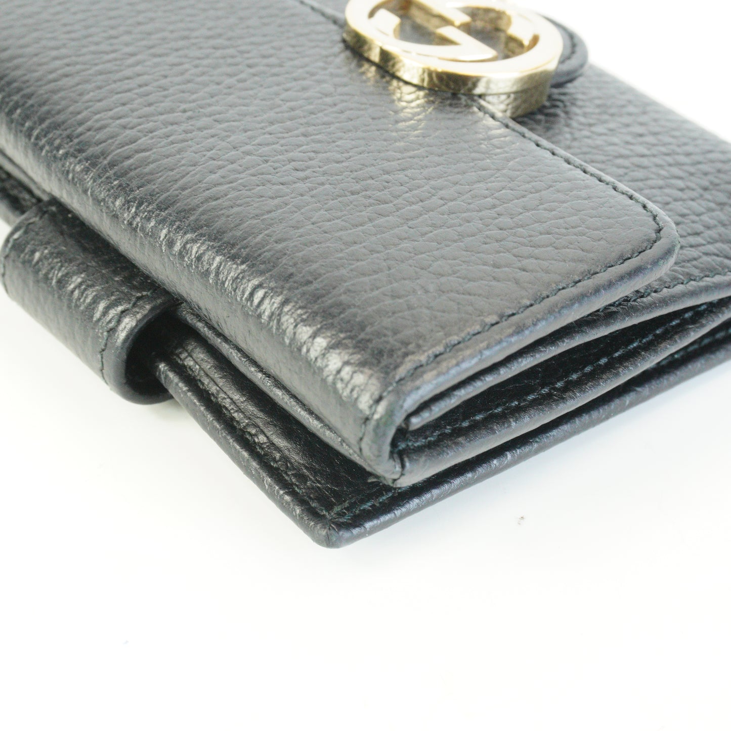 Gucci Interlocking G Pebbled Compact Wallet Black