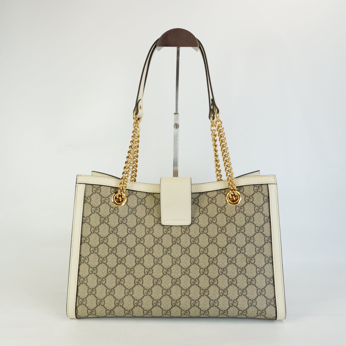 Gucci	Padlock GG Supreme Beige Medium GHW