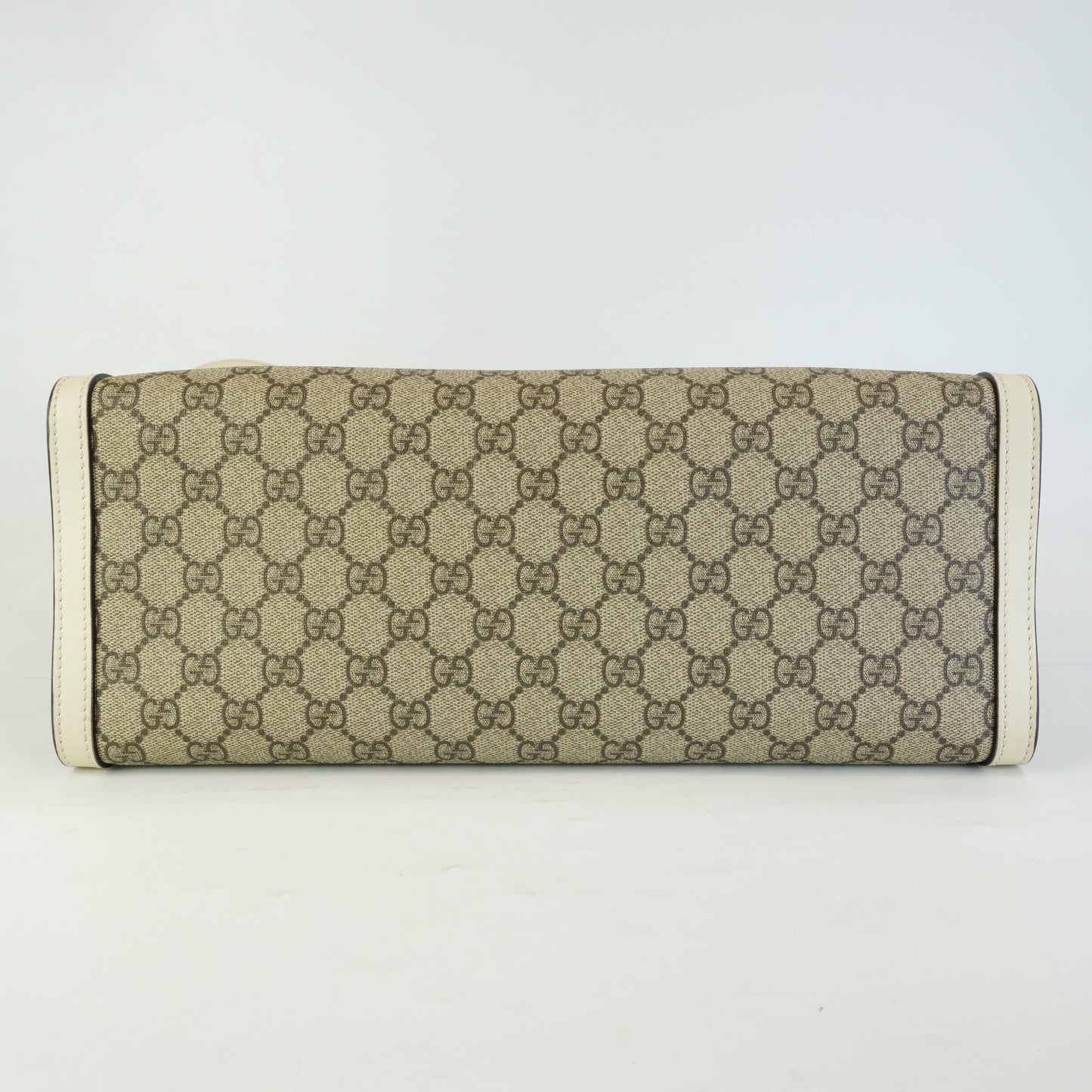 Gucci	Padlock GG Supreme Beige Medium GHW