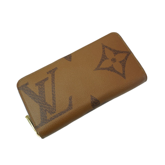 Louis Vuitton	Monogram Giant Reverse Zippy Wallet