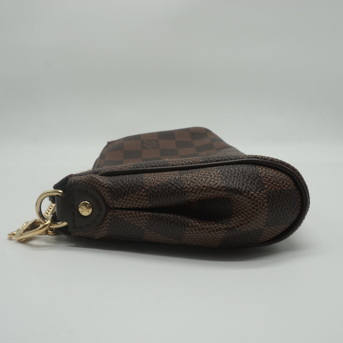Louis Vuitton	Eva Clutch DE GHW