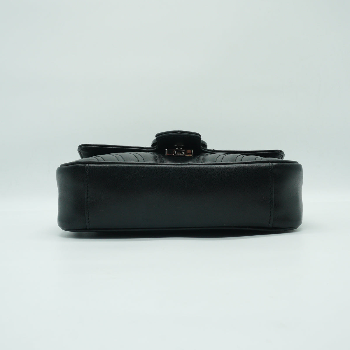 Gucci	GG Marmont Metelasse Bag Black Small MHW