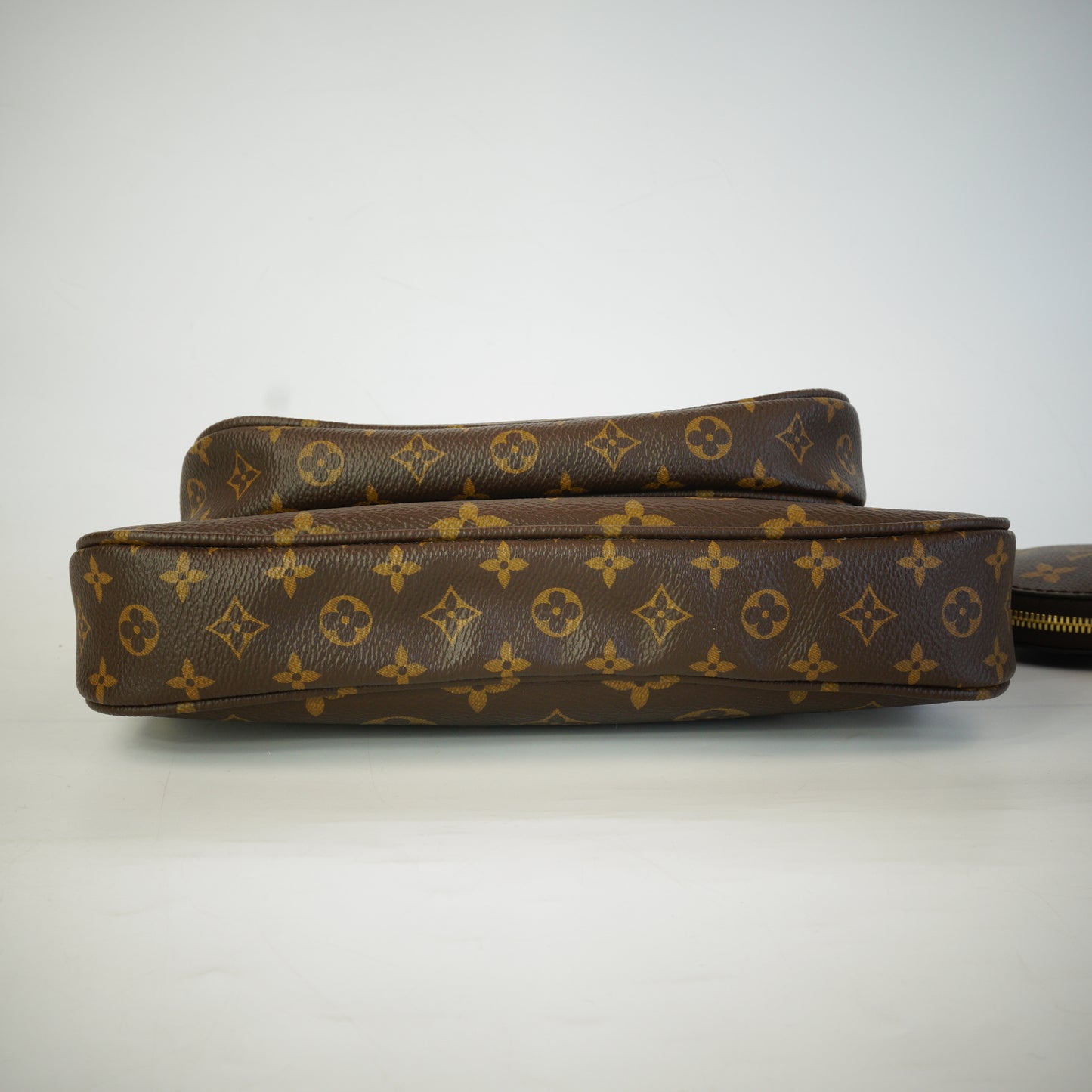Louis Vuitton	Multi Pochette Accessories
