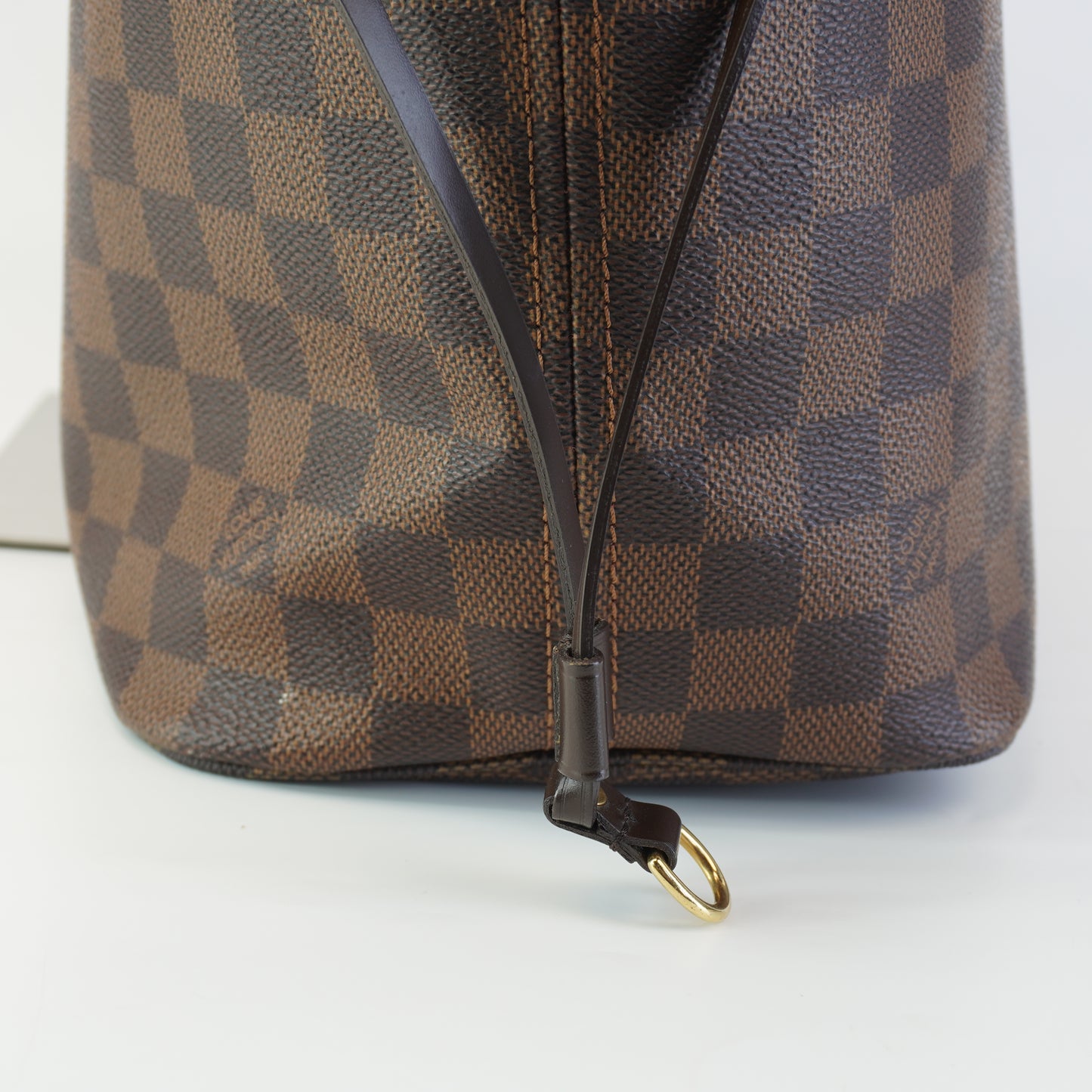 Louis Vuitton	Neverfull DE