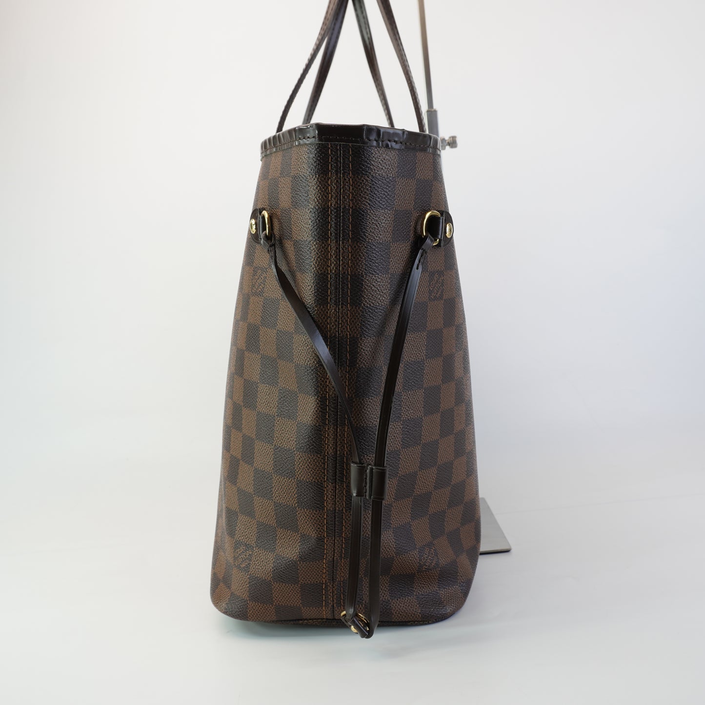 Louis Vuitton	Neverfull DE
