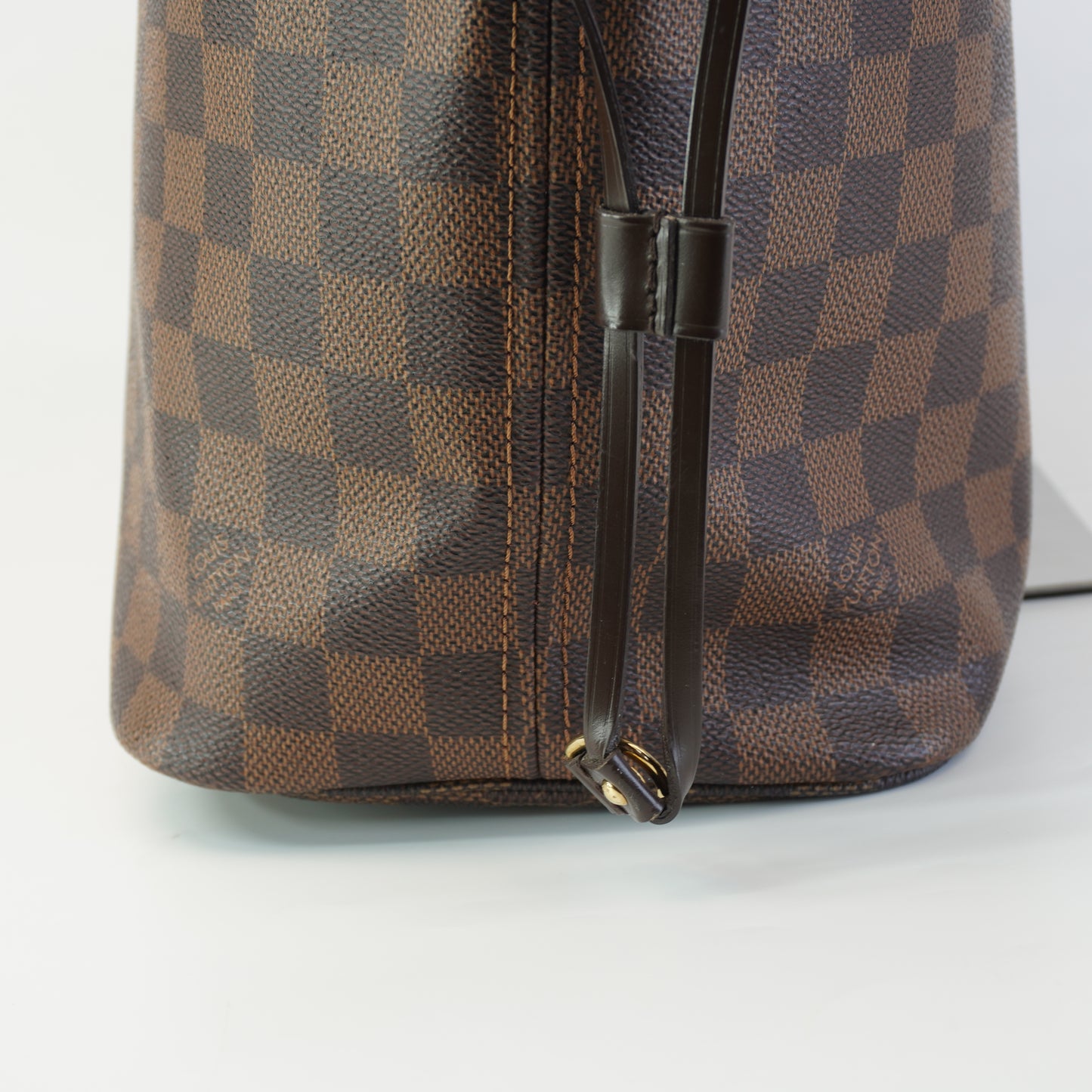 Louis Vuitton	Neverfull DE