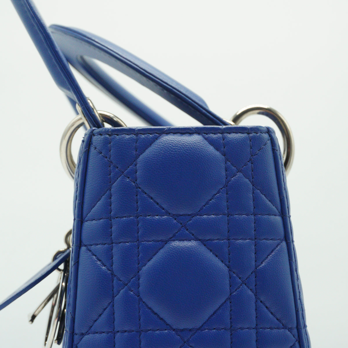 Dior	Lady Dior Blue SHW Small