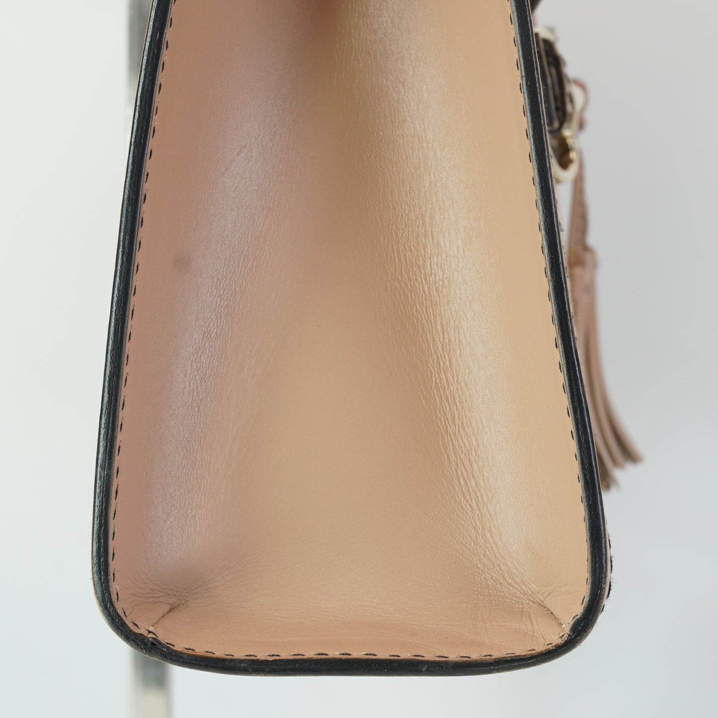 Gucci Emily Medium Europe Leather