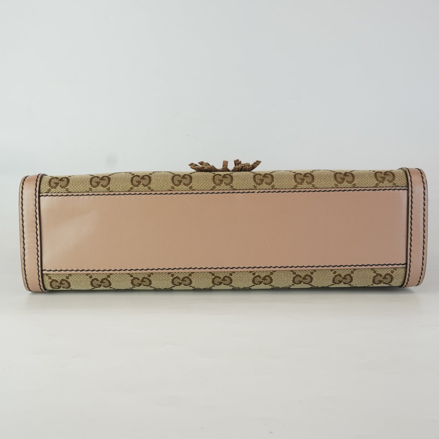 Gucci Emily Medium Europe Leather