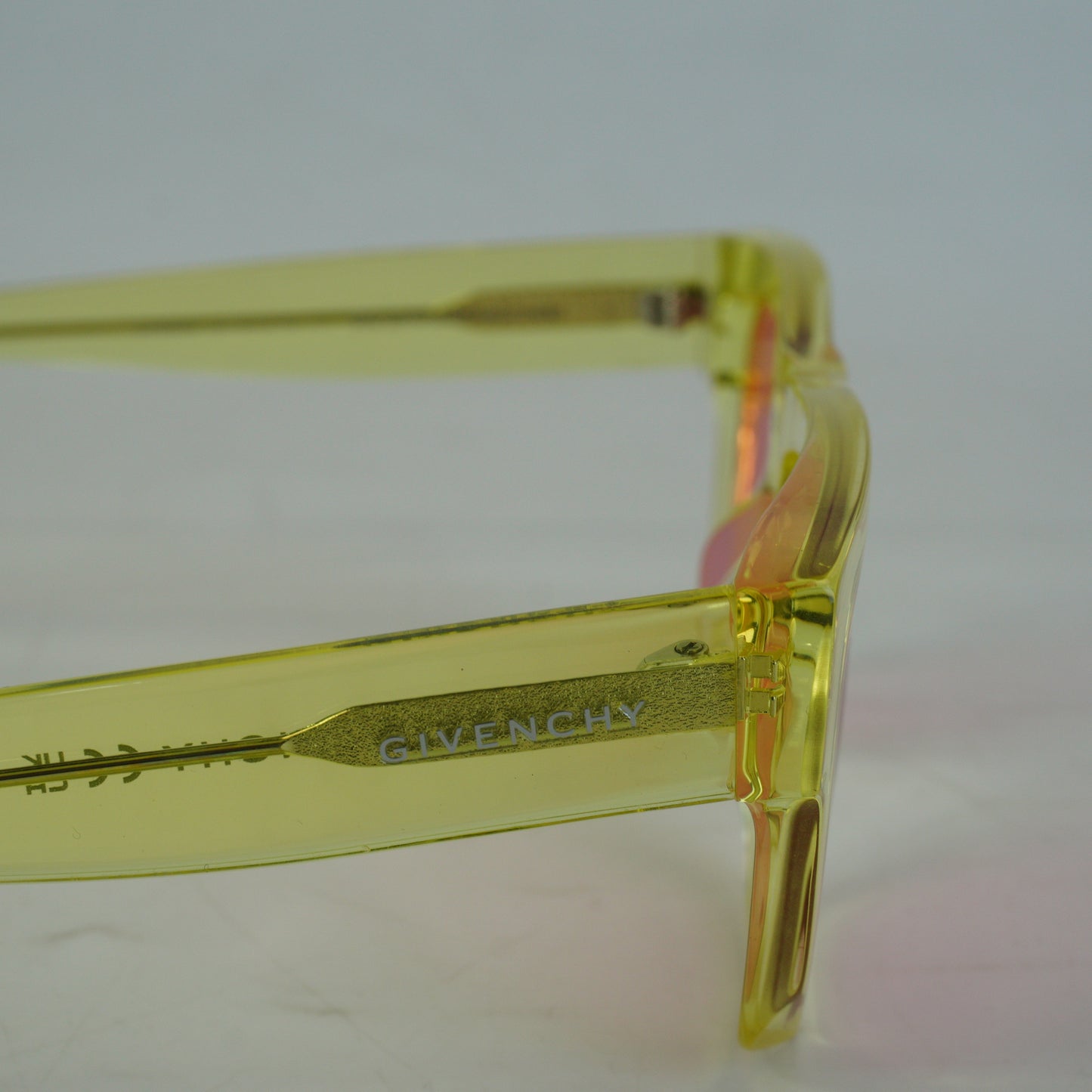 Givenchy GV40002U Sunglasses