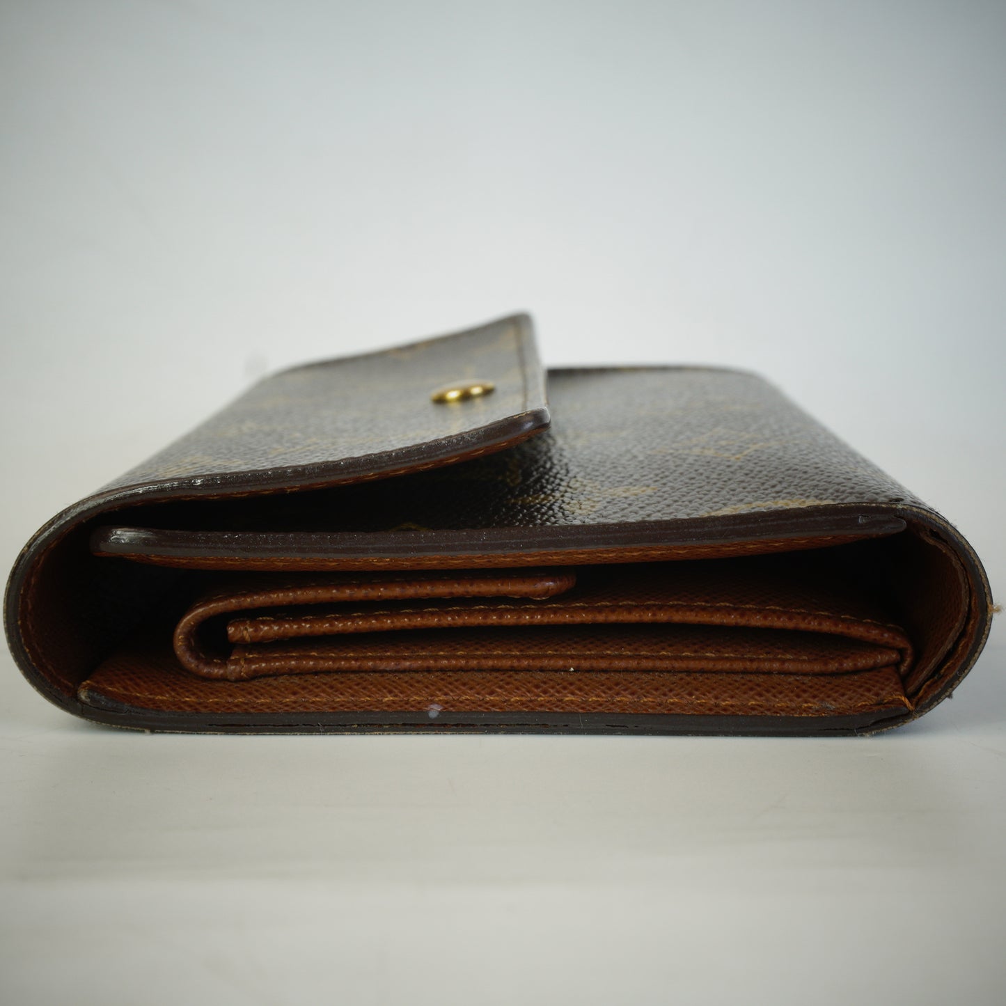 Louis Vuitton	Porte-Monnaise Billets Tresor Wallet