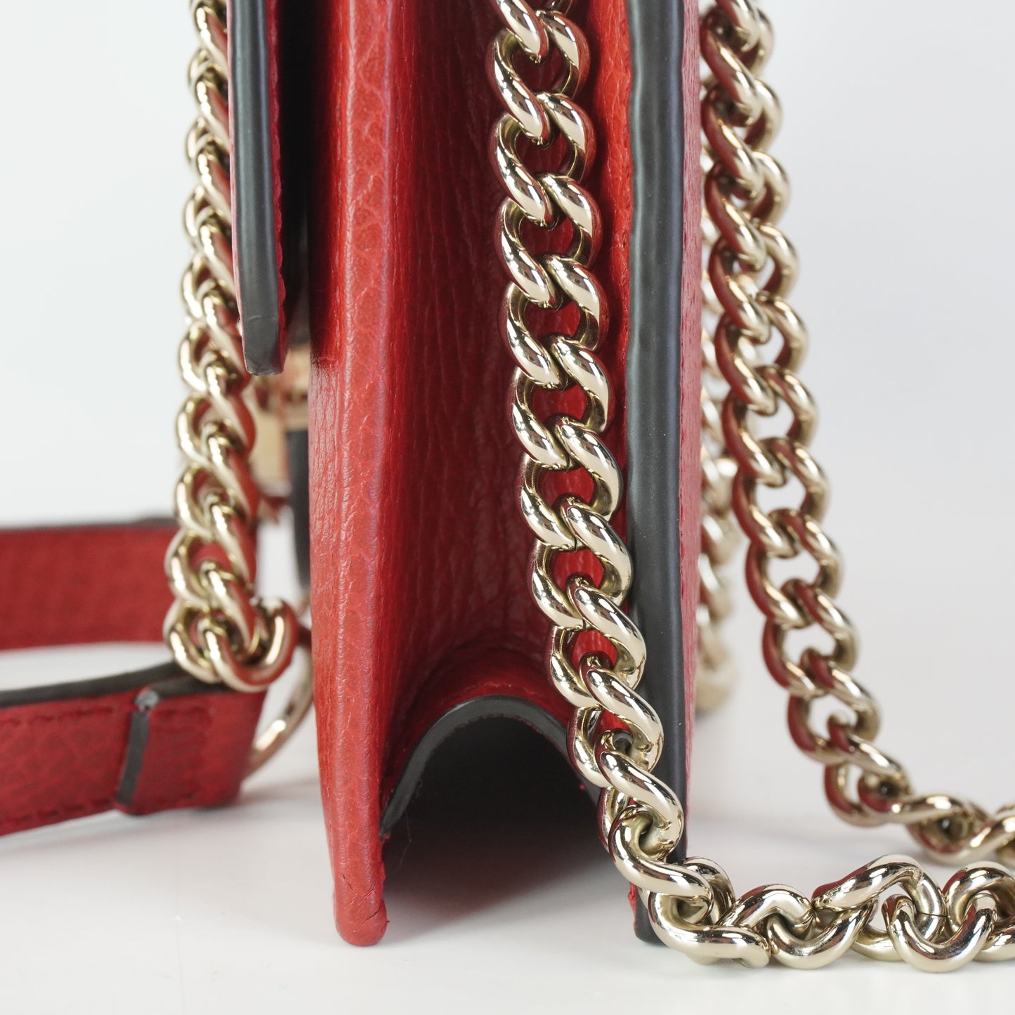 Gucci Interlocking G Wallet on Chain