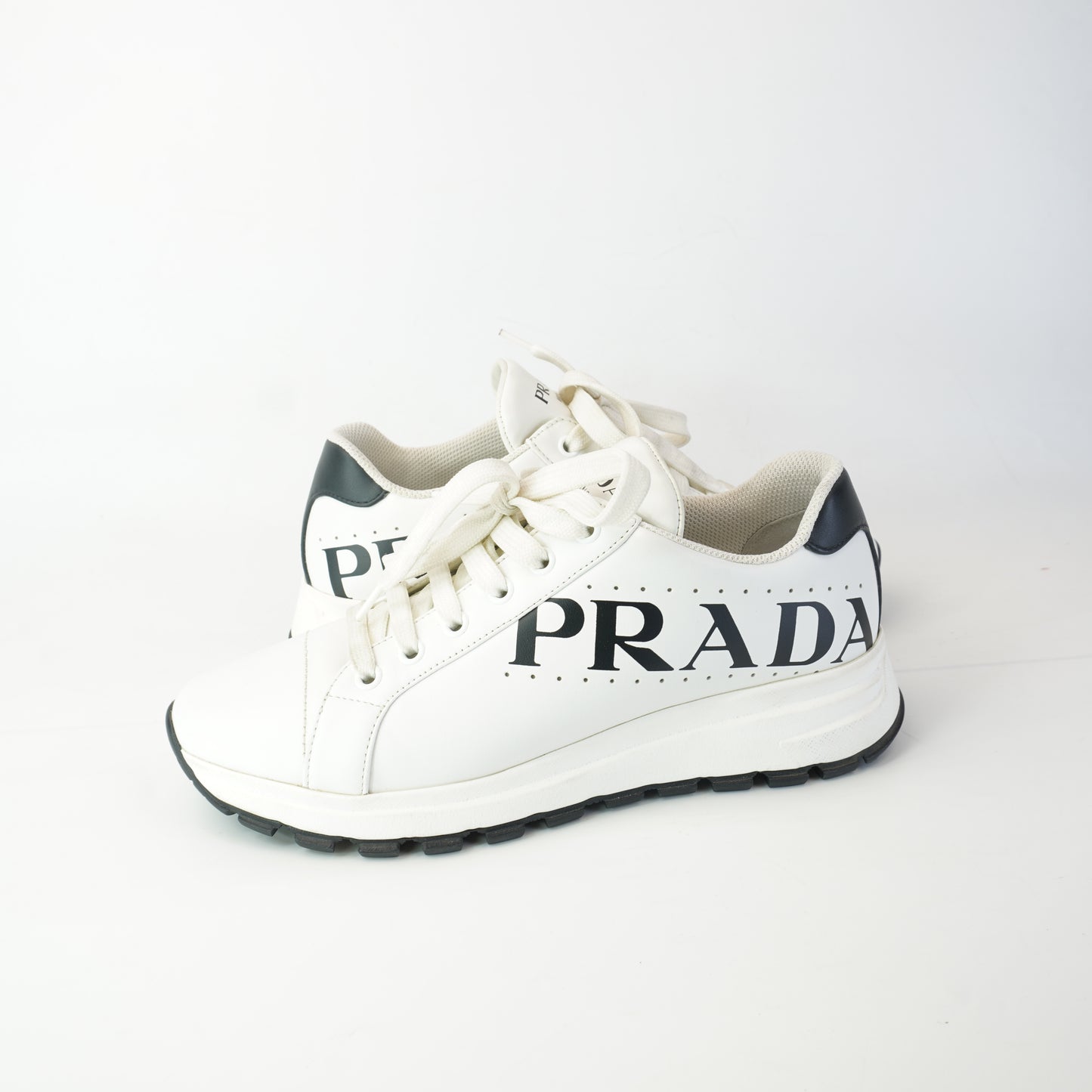 Prada Leather  Sneakers prax