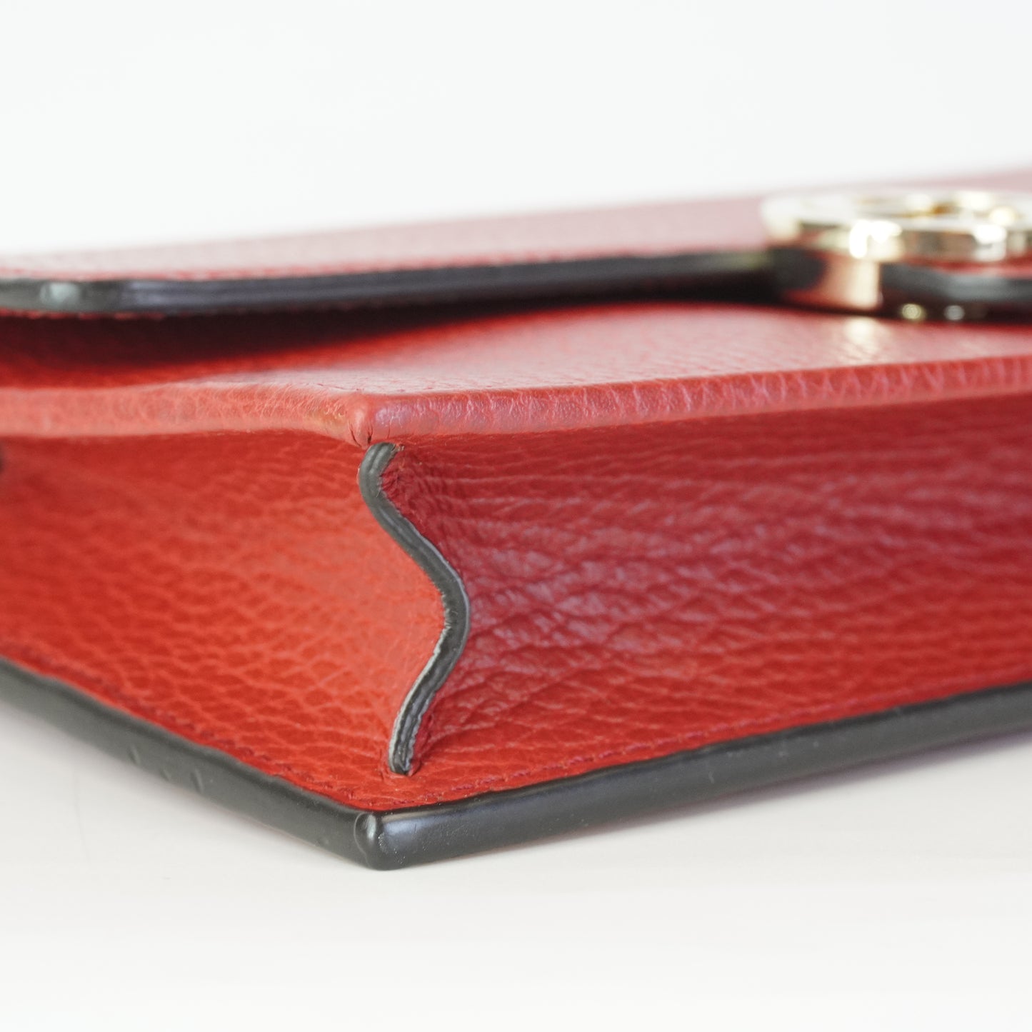 Gucci Interlocking G Wallet on Chain