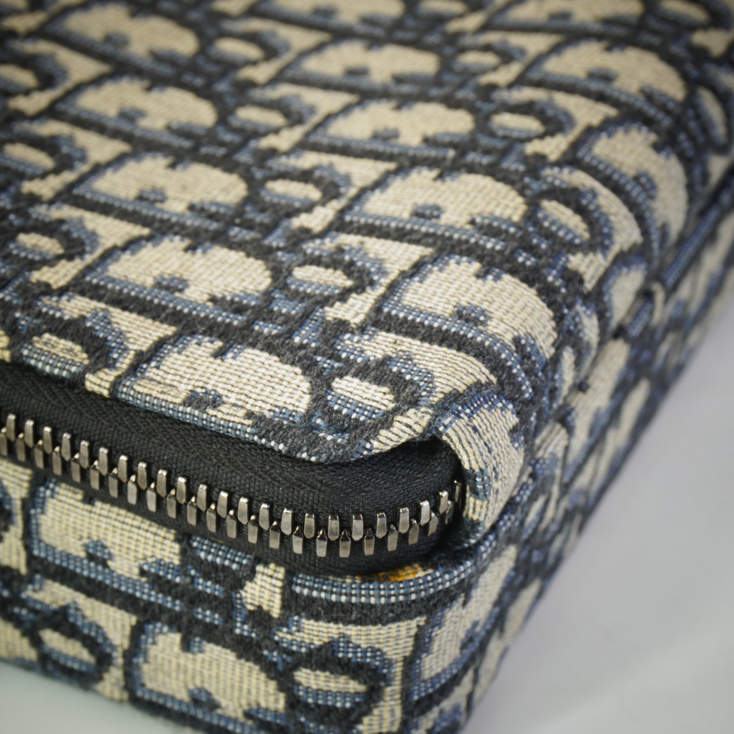 Dior	Zipped Pouch Oblique JacquardSHW