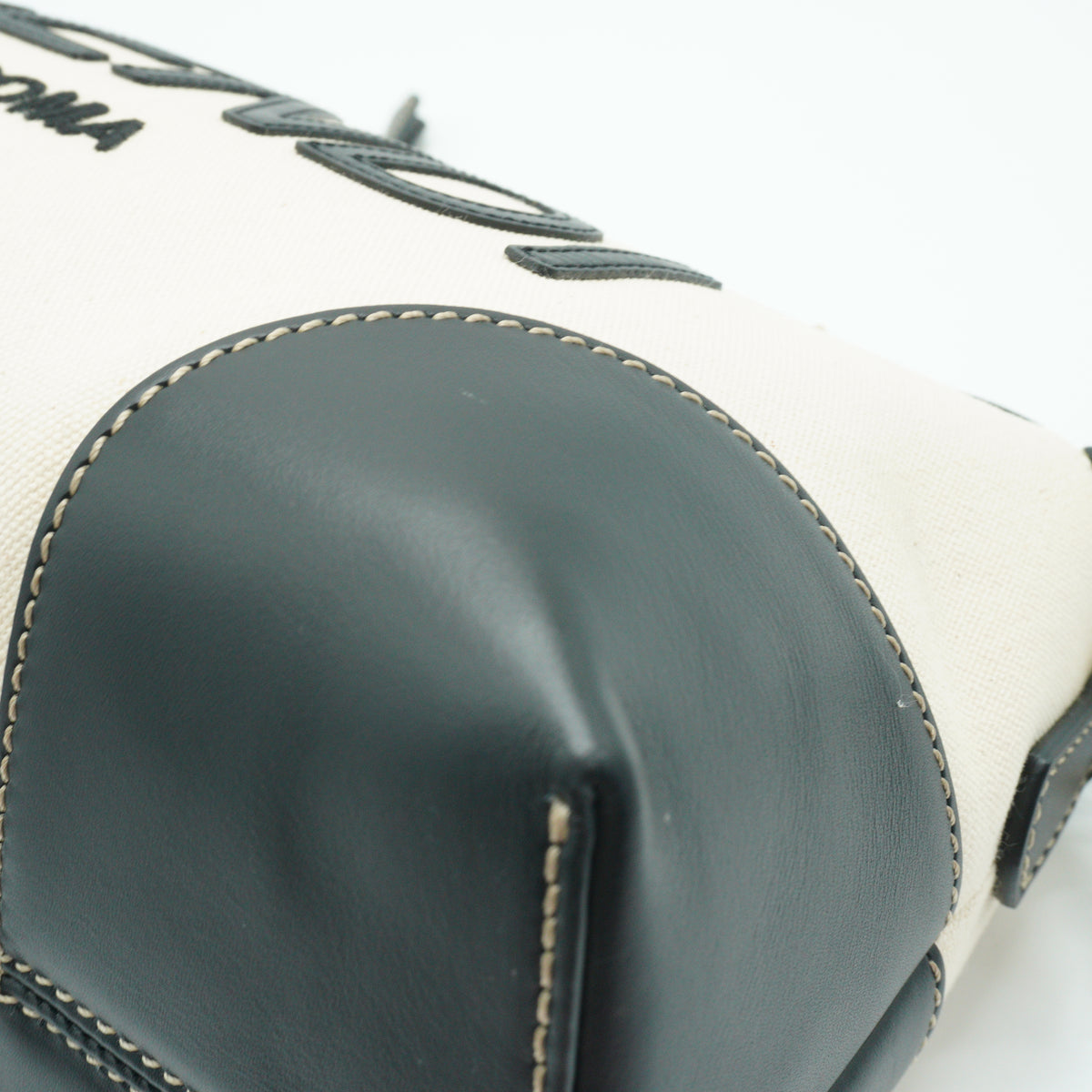Fendi	By the Way Canvas & Leather Boston Bag Medium GHW