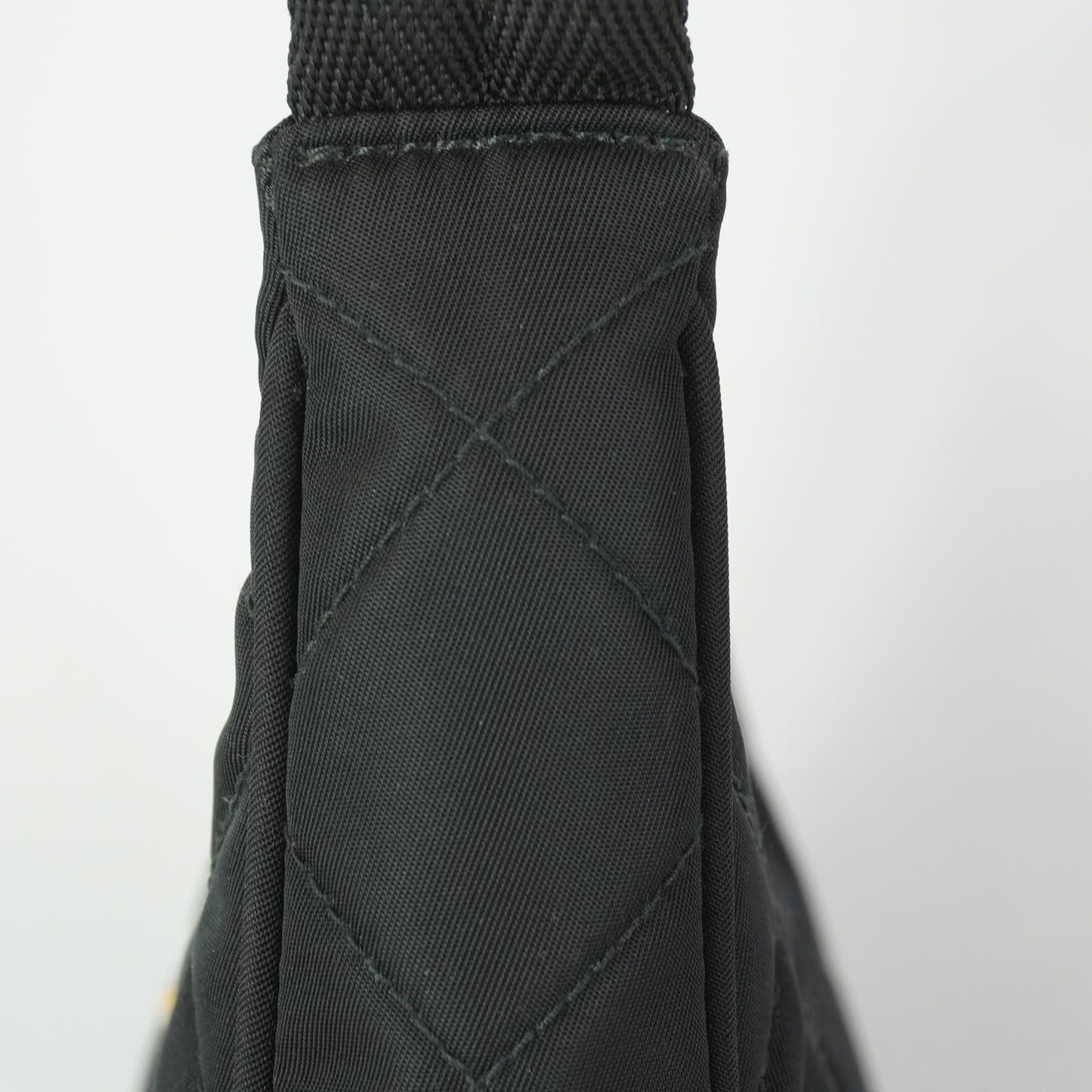 Prada Re-Edition 2000 Nylon Hobo