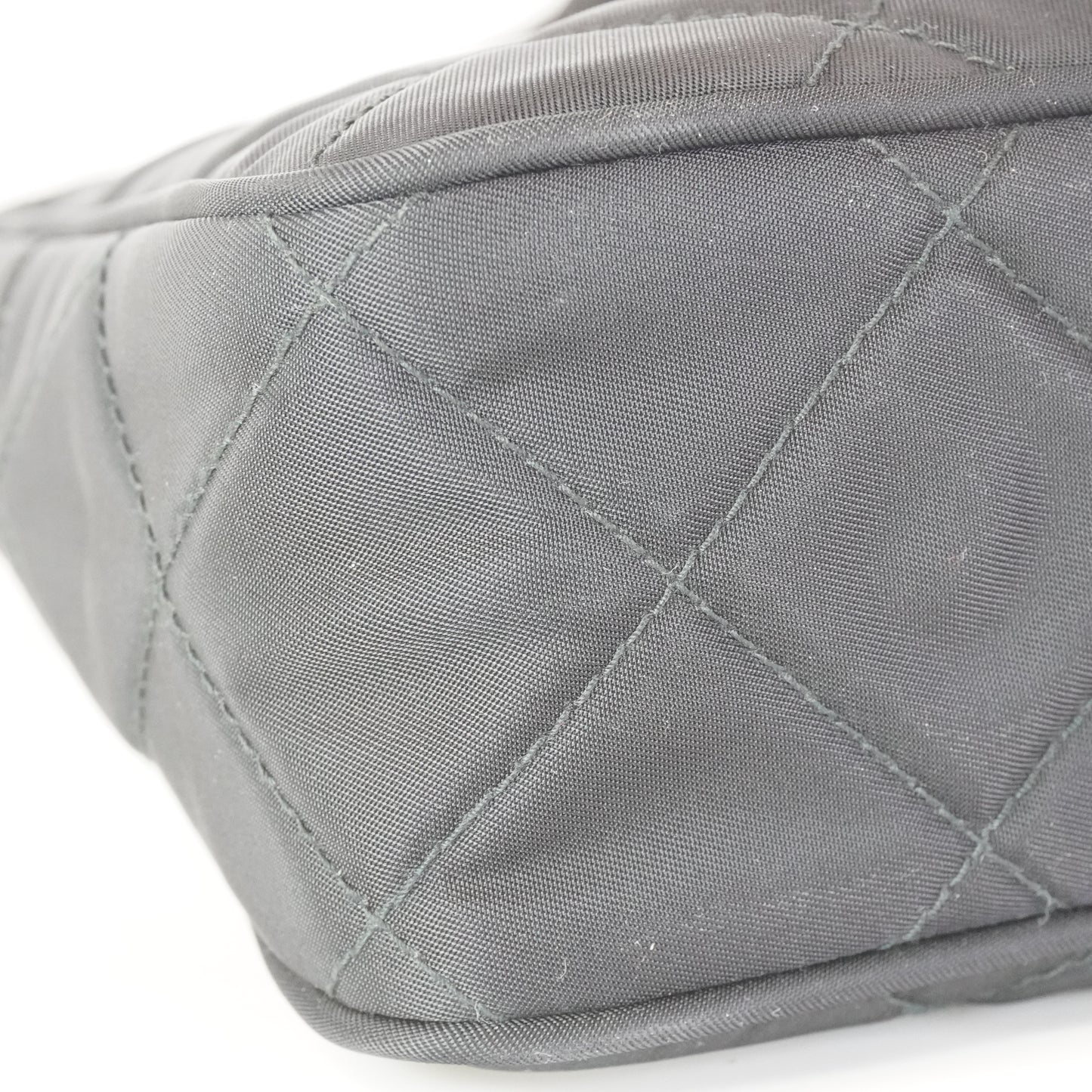 Prada Re-Edition 2000 Nylon Hobo