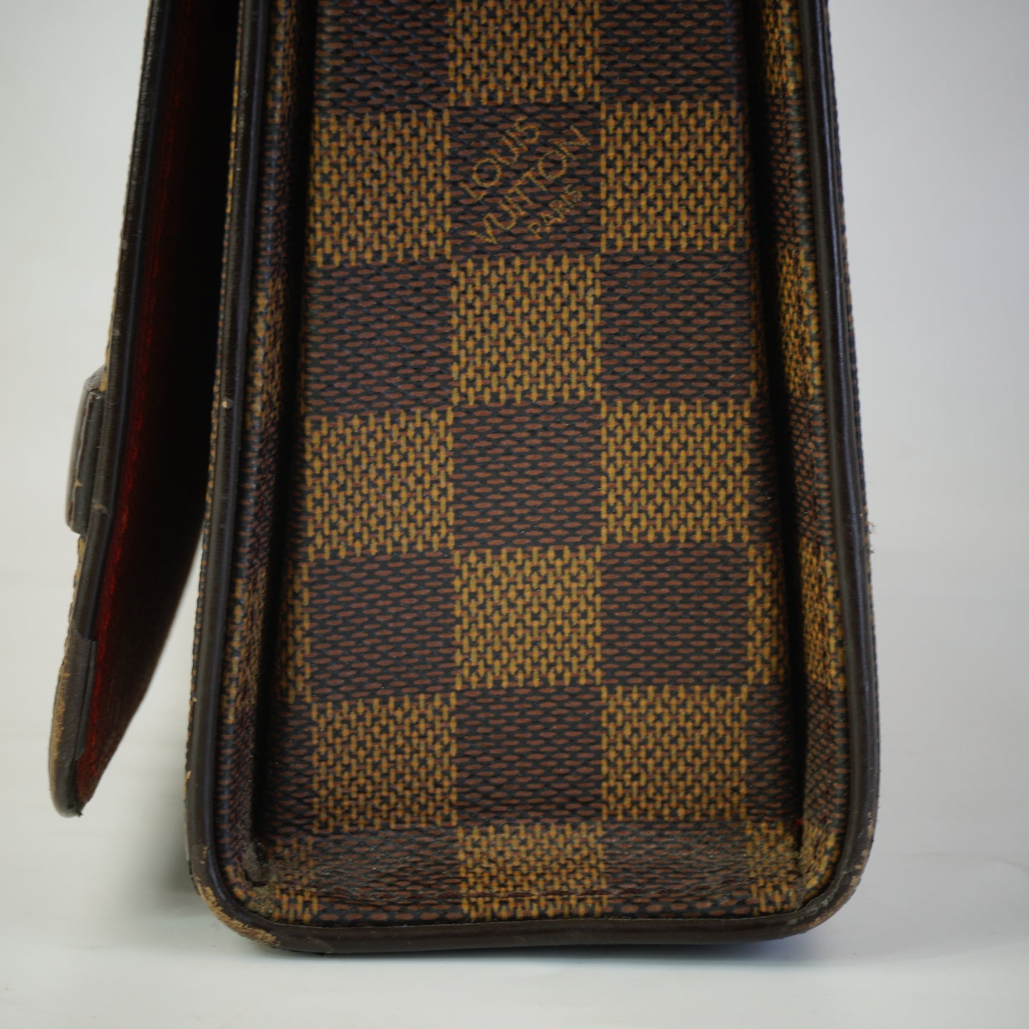 Louis Vuitton	Tribeca Long Shoulder Bag DE Medium