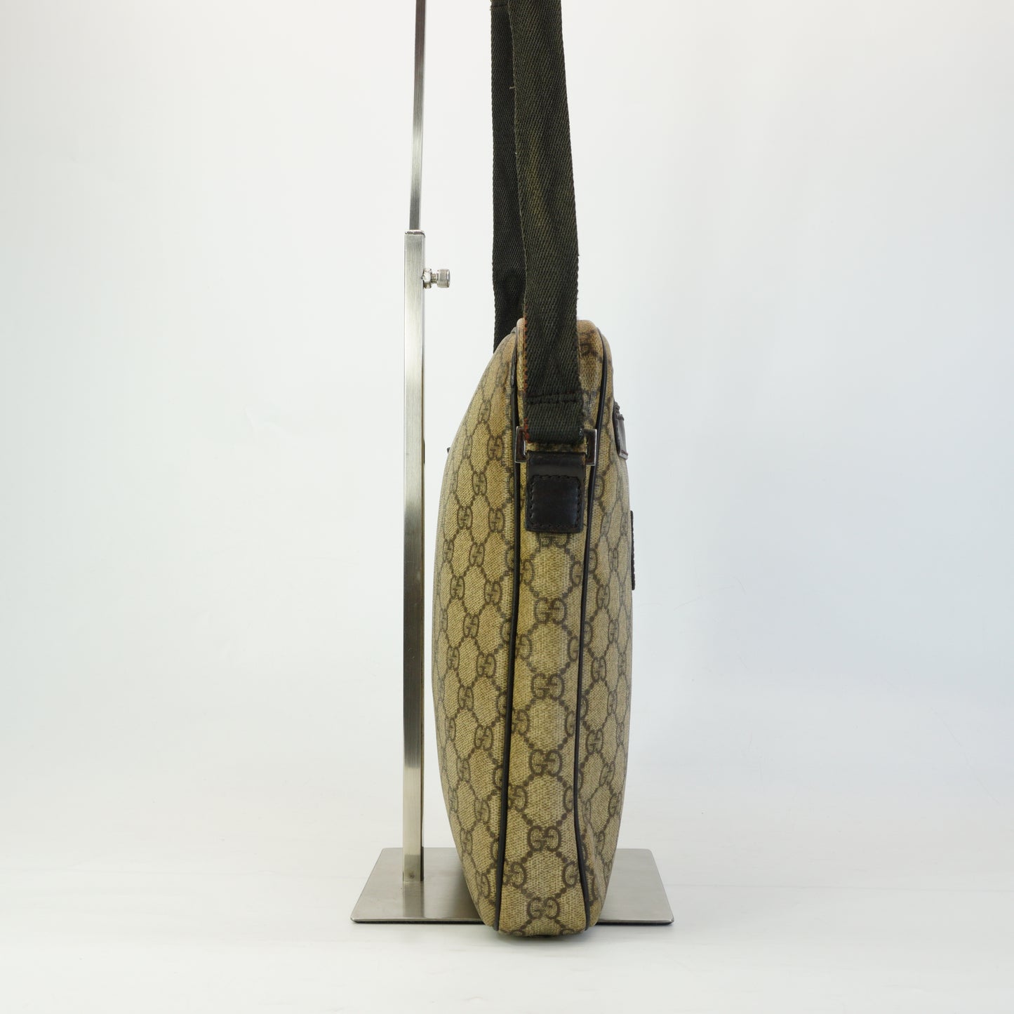 Gucci GG Supreme Mono Messenger Bag Small SHW