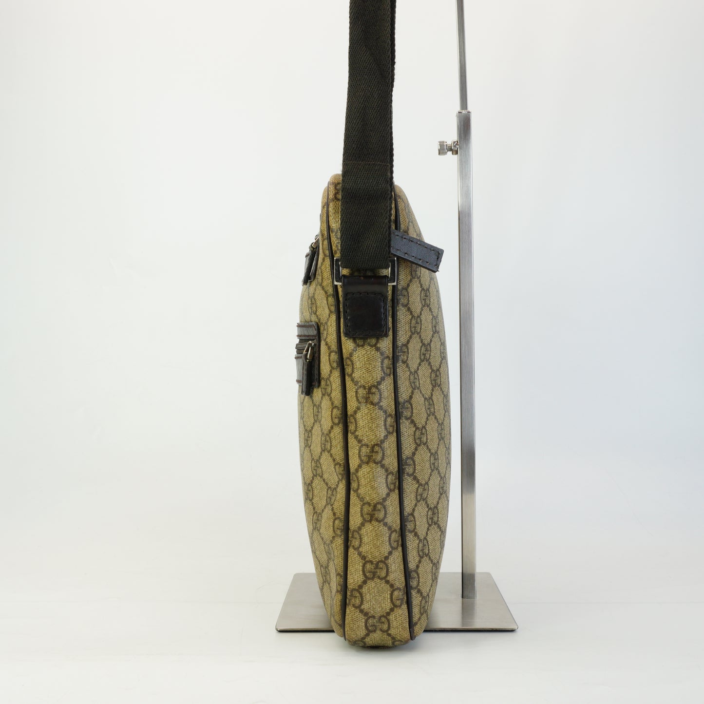 Gucci GG Supreme Mono Messenger Bag Small SHW