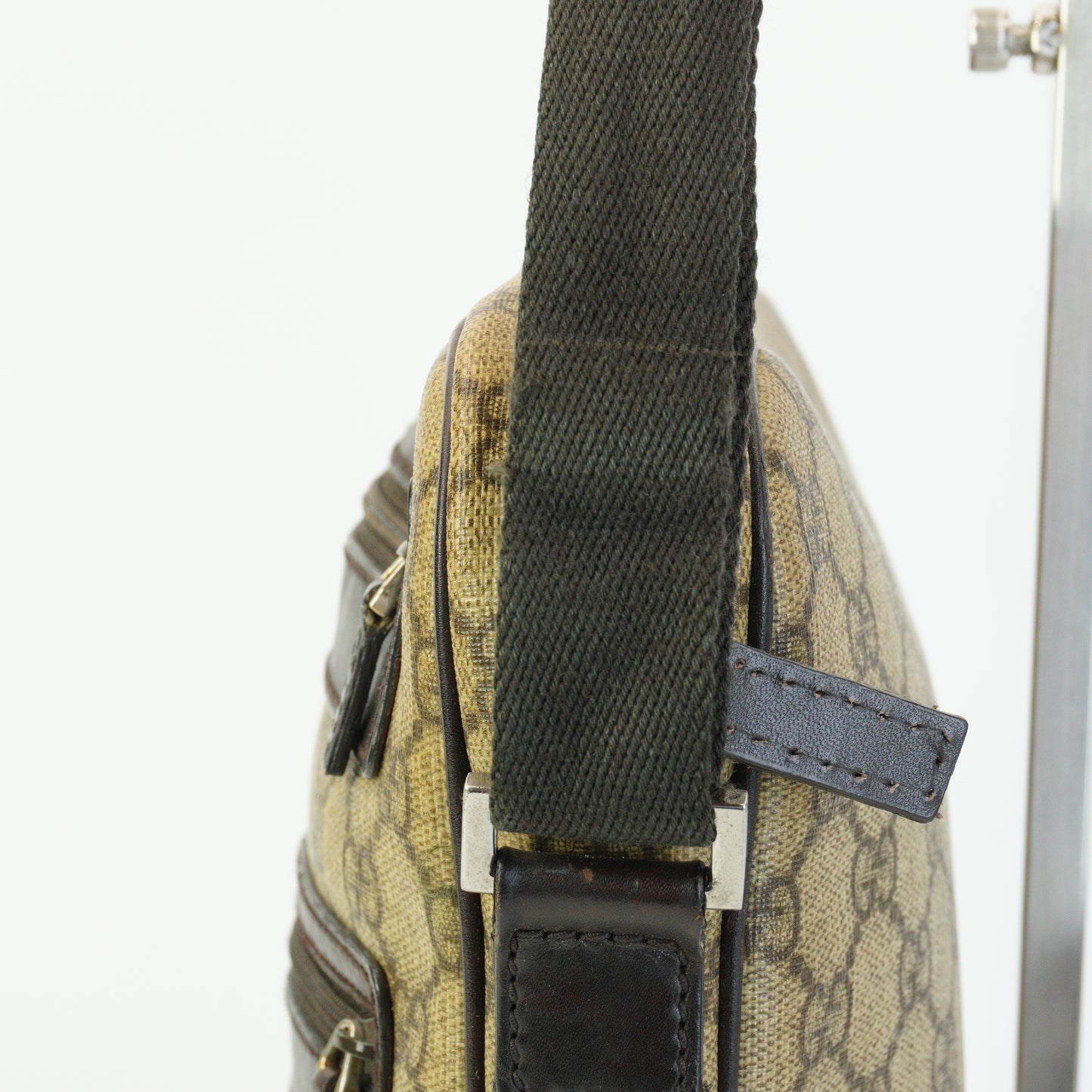 Gucci GG Supreme Mono Messenger Bag Small SHW