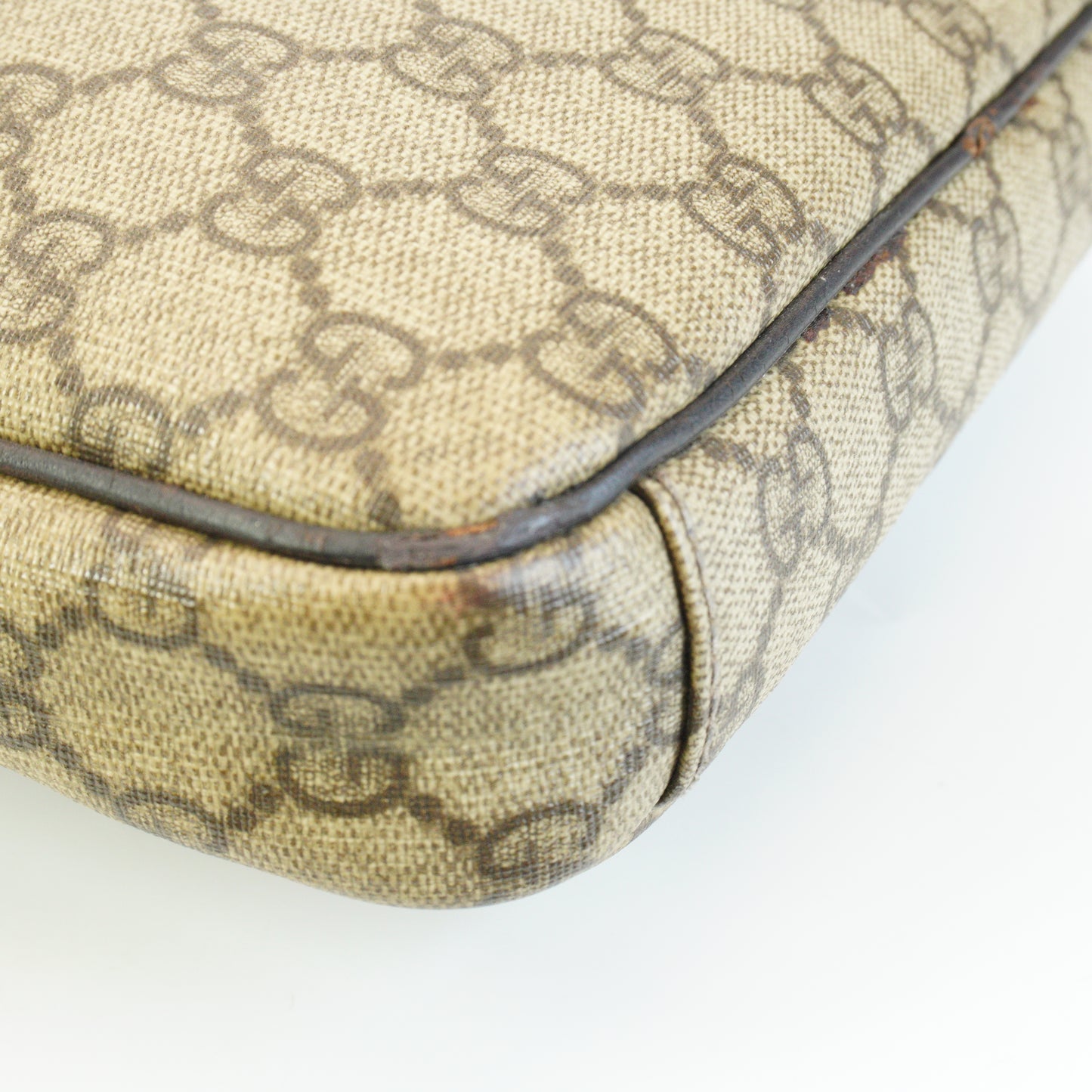 Gucci GG Supreme Mono Messenger Bag Small SHW