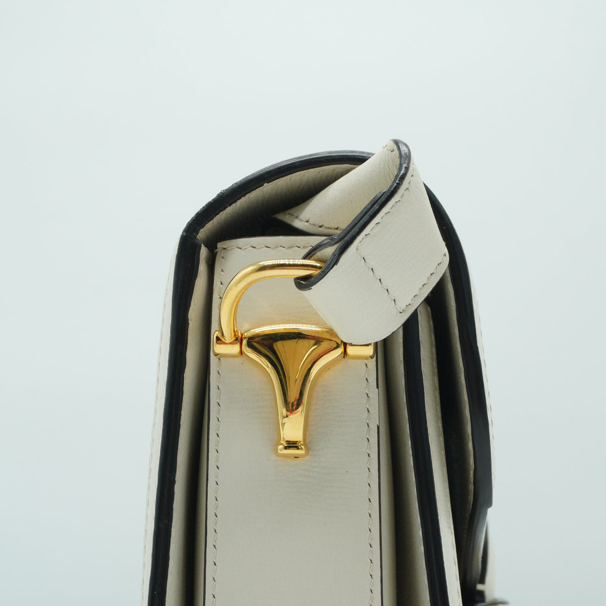 Gucci	Horsebit 1955 Medium Shoulder Bag Beige/White GHW