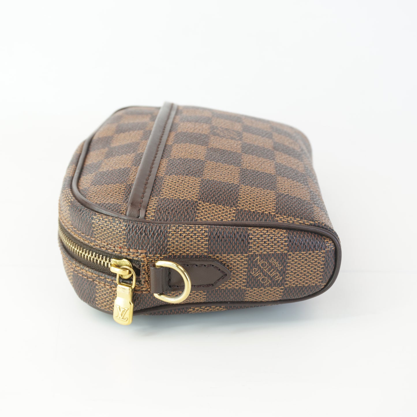Louis Vuitton	Ipanema Pochette Belt Bag