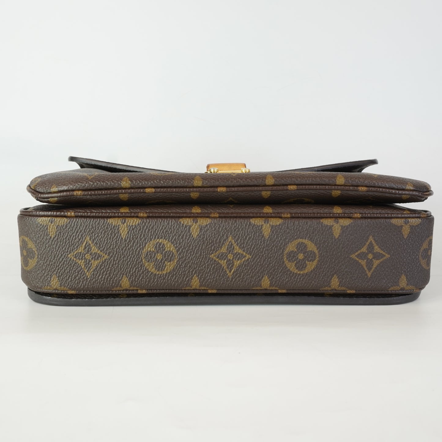 Louis Vuitton	Pochette Metis