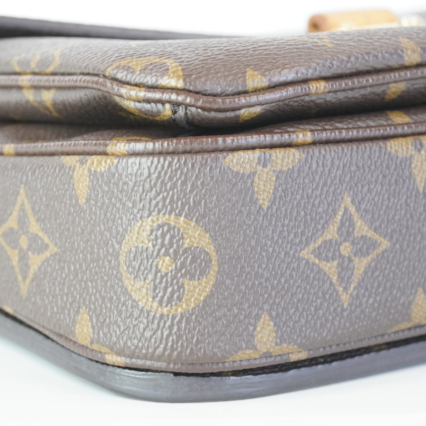 Louis Vuitton	Pochette Metis