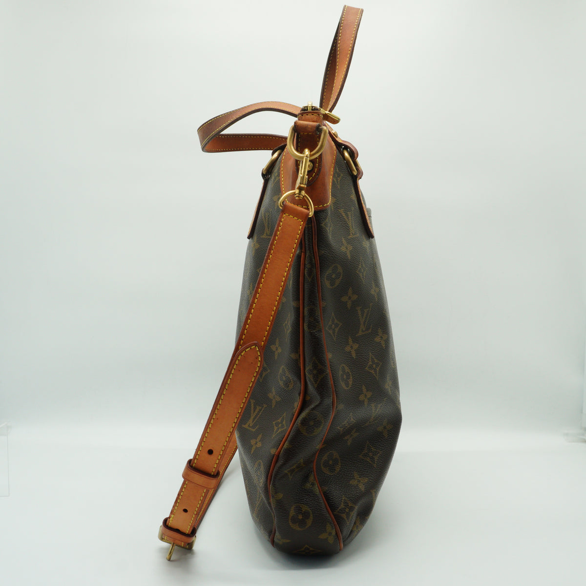 Louis Vuitton	Odeon GM Monogram Canvas GHW