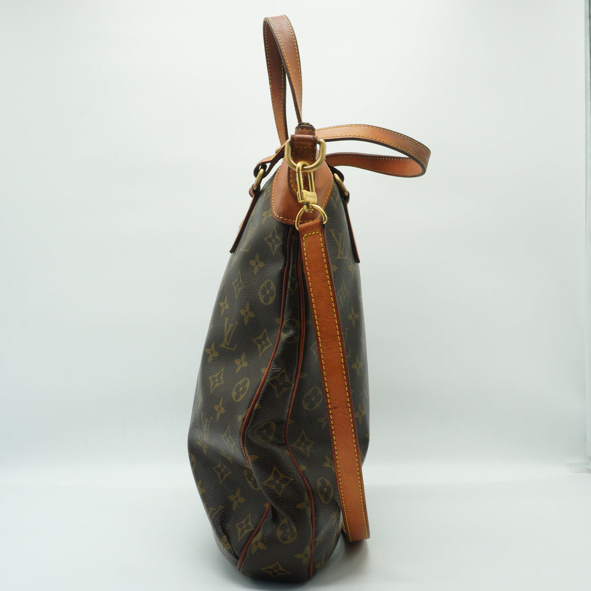 Louis Vuitton	Odeon GM Monogram Canvas GHW